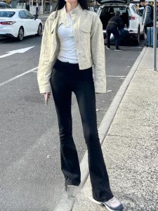 กางเกงโยคะขาบานเอวสูง ผ้า Lycra ระบายอากาศได้ดี แห้งเร็ว ยืดหยุ่นสูง กางเกงขาสั้นออกกำลังกายสำหรับผู้หญิง 30 นิ้ว แฟชั่นสตรีท