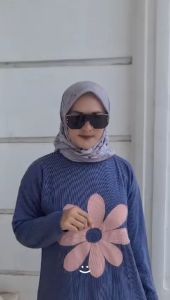 gamis savana terbaru bahan knit motif bunga sangat nyaman di pakai