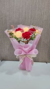 Crochet Flowers Light Ball Butterfly Light Flower Bouquet ROM/Wedding/Engagement/Anniversary/Birthday/Graduation/NS POP/Hari Raya/Diwali/Mothers Day/Fathers Day/Valentine