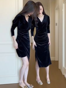 Black Hepburn Style Slim Fit Mini Dress Velvet Material Autumn Wear Ladylike Elegant Velvet Skirt for Year End Party