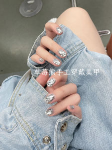 Handmade Short French Baroque Full Diamond Silver Nail Tips Sparkling Fake Nails Wearable Beauty Nail Patch Finished Product