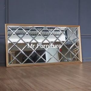 Cermin Dinding Gold Full Bevel: Desain Elegan untuk Rumah Anda