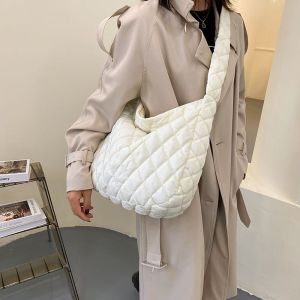 New Autumn and Winter Bags Cloud Ruched Big Bag Female Casual Cool Lightweight and Large Capacity Dumpling Bag Crossbody Bag Work Clothing