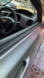 4 ชิ้น ยางรีดนำ้ขอบกระจก CIVIC คิ้วรีดน้ำขอบกระจก คิ้วรีดน้ำ ยางรีดน้ำ คิ้วขอบกระจก ยางขอบกระจก for Honda Civic ปี2006-2011(FD) ประตูหน้า+ประตูหลัง