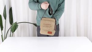 กระเป๋าผู้ชาย ย้อนยุค ผ้าแคนวาส กระเป๋าสะพายข้าง พร้อมส่งจากไทย B729