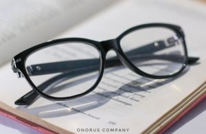 COD Kacamata Import Lensa Plus Baca Utuk Rabun Dekat Wanita Model Cat Eyes Terbaru Kaca Baca 2024