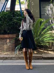 Elegant French Black Bowknot Pleated Mini Skirt Womens Spring Autumn High Waist Slimming Dense Weave A-Line Embroidered Half-length Skirt