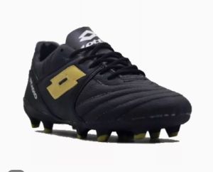 sepatu bola terlaris// kulit premium// sepatu lapangan// sepatu bola pria wanita terbaru