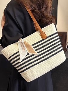 Large Capacity Straw Woven Tote Bag Womens Summer Beach Vacation Single Shoulder Canvas Bag Artistic Style Soft Fabric