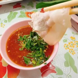 น้ำจิ้มสุกี้ ตราไจแอนท์ ยกโหล (จัดแพ็ค 12 ขวด) กินคู่อะไรก็อร่อย ได้รับรองมาตรฐาน อย.