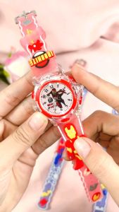 Jam Tangan Superhero Anak Anak dengan Fitur LED Menyala Desain Karakter Keren Terbaru 2025