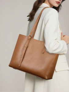 CALYPSO | Leather Large Capacity Commuter Tote