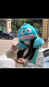 Gối Kê Cổ Du Lịch Hình Chữ U Có Mũ Trùm Đầu Chất Vải Nhung Mịn Nhiều Hình Tùy Chọn Gối Kê Cổ Hoạt Hình Kuromi/Lotso/Kitty/Donal