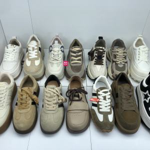 รองเท้าผ้าใบหนังแท้สำหรับผู้หญิง ทรงหัวมน ส้นสูงปานกลาง สไตล์ลำลอง รองเท้าผ้าใบแบบสวมสบาย สวมใส่สบาย ฤดูใบไม้ผลิ 2023