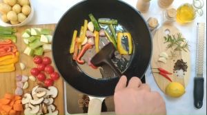 สินค้าคละสี📍Silicone turner ตะหลิวซิลิโคนผัดทอดอาหาร📍ตัวซิลิโคนทนทาน น้ำหนักเบาสะดวกในการใช้ ปลอดภัยในการใช้งาน