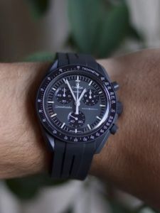 Saturn Planet Moon Rubber Strap Watchband Collaborative Series Medium Thickness Arc Interface Matte Finish Buckle Clasp