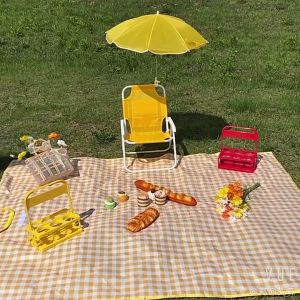 Best Portable Folding Beach Chairs for Kids: Lightweight & Shade Backrest