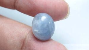 9.95 ct พลอยแท้ พลอยดิบ นิหร่า สีฟ้าอ่อน พม่า (Unheated Blue Sky Sapphire)