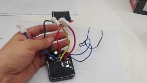 ไม่จำเป็นต้องเชื่อม 21V ชุดควบคุมเครื่องตัดหญ้าแบบไม่มีแปรง ชุดควบคุมเครื่องตัดหญ้าแบบซ็อกเก็ต Makita 02392