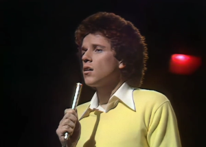 1977s Top of the Pops TOTP Music MTV Show 23 Episodes with 64GB USB Flash Drive with Plus Free Surprise Gift