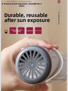 Hanging Dehumidifier Box Reusable Moisture Absorber for Student Dormitory Mildew Proof Bag South Wind Humidity Control Magic Tool