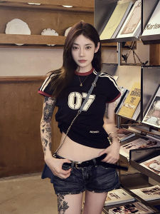 Slim Fit Short Sleeve T-Shirt Women Summer Striped Splice Shoulder Print Street Style Top Sweet And Spicy Trendy Brand