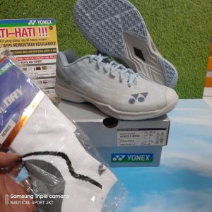 SEPATU YONEX AERUS Z WIDE  SEPATU BADMINTON