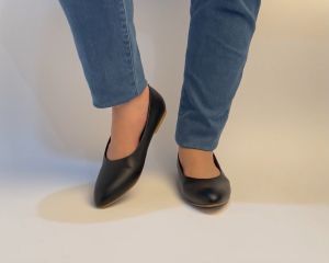 Sepatu Flat Wanita Uk Besar: Pilihan Nyaman untuk Kuliah & Kerja