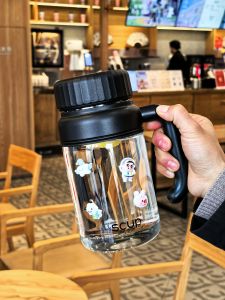 แก้วน้ำแก้วนิ่มความจุขนาดใหญ่สำหรับผู้หญิง แก้วน้ำสำหรับทำงานในออฟฟิศ แก้วน้ำสำหรับต้มชา ดีไซน์ทันสมัย ​​มีหูติดมาพร้อม