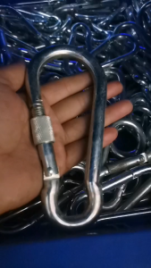 Toyu Carabiner 6-8-10-12mm Spring Link Galvanized Steel Snap Hook With Lock