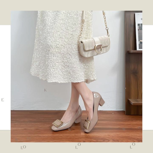 QKKshop .พร้อมส่ง จากไทย รองเท้าคัทชูส้นสูง มาใหม่ ที่สาวๆต้องมีติดบ้านไว้เลย ทรงสวย ดีไซน์เรียบๆ แต่ดูดี คู่นี้แมทช์ใส่ได้ทุกโอกาส จะงานไหนๆก็เอาอยู่ สั่งเล๊ยยย