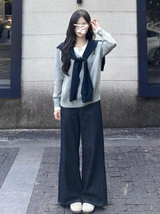 เสื้อสเวตเตอร์สีเทาสำหรับผู้หญิง ฤดูใบไม้ร่วง/ฤดูหนาว 2025 ใหม่ ดีไซน์เก๋ไก๋ ดีเทลเสื้อผ้าชั้นใน คอกลม แขนยาว ปกติ