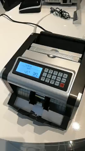 Automatic Currency Detector Machine with UV/MG Counterfeit Detection LCD Display Cash Counting Machine Money Bill Counter Machine Infrared Smart Banknote Counting Machine