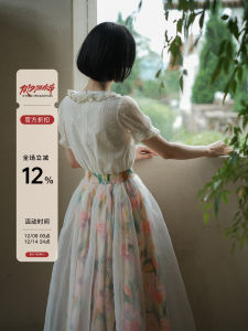 Áo Sơ Mi Nữ Tay Ngắn Cổ Tròn Ren Màu Be Phong Cách Pháp Ôm Vừa Vặn Mùa Hè 2025 Áo Thun Tay Ngắn Thường Ngày