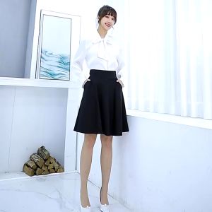 Chân váy dài đến đầu gối phối túi sườn 2 bên dành cho bạn NỮ