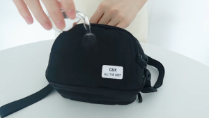 Mens shoulder crossbody bag splash-proof and dirt-resistant casual chest bag large capacity small square bag