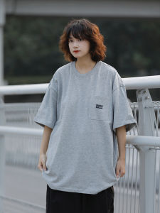 เสื้อยืดคอกลมแขนสั้นหลวมสไตล์ย้อนยุคญี่ปุ่นสำหรับคู่รักชายและหญิงที่สวมใส่สบายในฤดูร้อน ผ้าฝ้ายไร้น้ำมัน