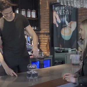 Transparent 6 Shot Glass Wine Dispenser Multifungsi Untuk Bar / Rumah / Dapur