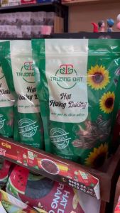 Hạt Hướng Dương Rang Củi Trường Đạt Gói 500g Rang Củi Truyền ThốngThơm Bùi Tự Nhiên Chính Hãng