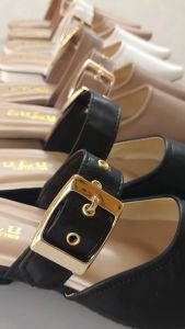 SEPATU/SANDAL WANITA SELOP TERBARU HAK RENDAH HARGA MURAH