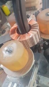 Biến áp gắn trong 220V ra 110V quạt Nhật lọc không khí biến áp đổi điện 100v 110v