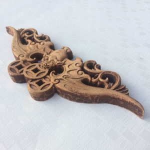 New Chinese Style Bat Triangle Flower Wood Carving Scented Cypresses Solid Wood Home Decor Small Bat Adhesive Decal Wall Art