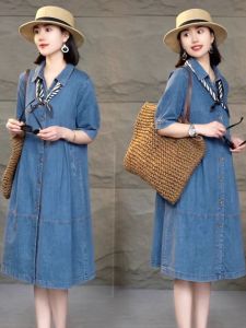 ชุดเดรสยีนส์ทรงหลวมแขนสั้นสไตล์ลำลองสำหรับผู้หญิงไซส์ใหญ่ ชุดเดรสคอโปโลทรงเอเข้ารูป กระดุมเดียว ฤดูร้อน 2024