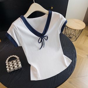 Áo Thun Cổ V Kẻ Dọc Tay Ngắn Form Slim Fit Size Lớn Mùa Hè