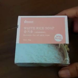 Hanasui White Rice Soap 60gr Sabun Beras Putih dengan Scrubb Membuat Kulit Lebih Cerah Putih