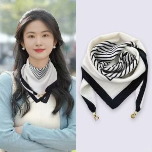 New Luxury Design Women Square Scarf Wraps Neck Magnetic Buckle Scarf Cross Scarves Triangle Scarf Cross Neckerchief Silk Scarf