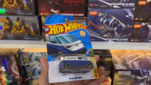 Mô Hình Xe Hot Wheels VW ID. Buzz Bomb 2026 - Xe Van Điện Graffiti (Chính Hãng)