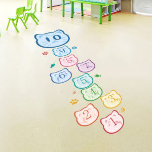 กระดาษติดพื้นเด็ก กระโดดบ้านเครื่องบินช่องนูนตัวเลขเกมช่องกรอบเท้าเล็กพื้นผิวเรียบกันน้ำสำหรับห้องเด็ก