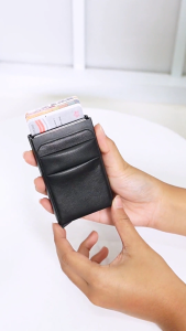 Armisth - Dompet Kartu Pria Wanita Smart Wallet Card Allet (Alumunium Wallet) Anti RFID
