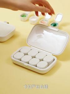 ตลับยาพกพา กล่องเก็บยา ประณีตและกะทัดรัด การออกแบบหัวเข็มขัด รวมผลการปิดผนึกอย่างดี จัดเก็บอย่างปลอดภัย